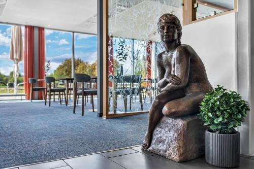 Western Oslo Airport 4* Garder